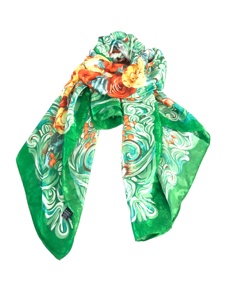 Mayorista Lidy's - Pañuelo con estampado floral y arabescos elegantes