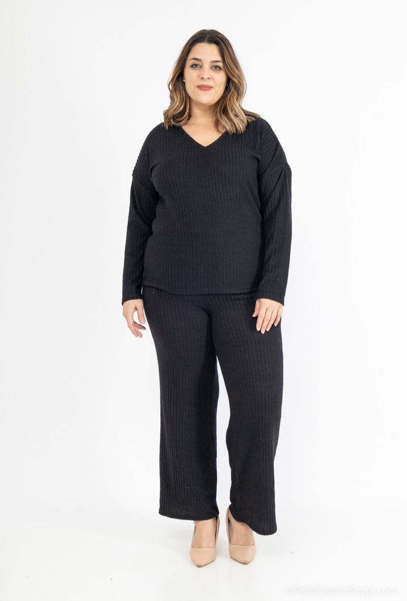 Grossiste Lilie Plus - Emsembles haut avec col v et pantalons large grande taille
