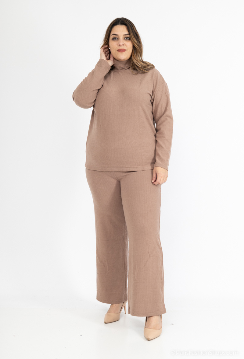 Grossiste Lilie Plus - Ensemble haut col roulé et pantalon large  grande taille