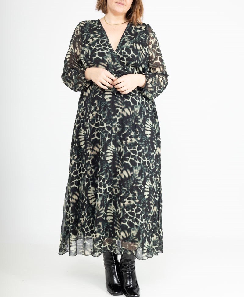 Grossiste Lilie Plus - Robe longue avec imprime taille plus lxl xlxxl