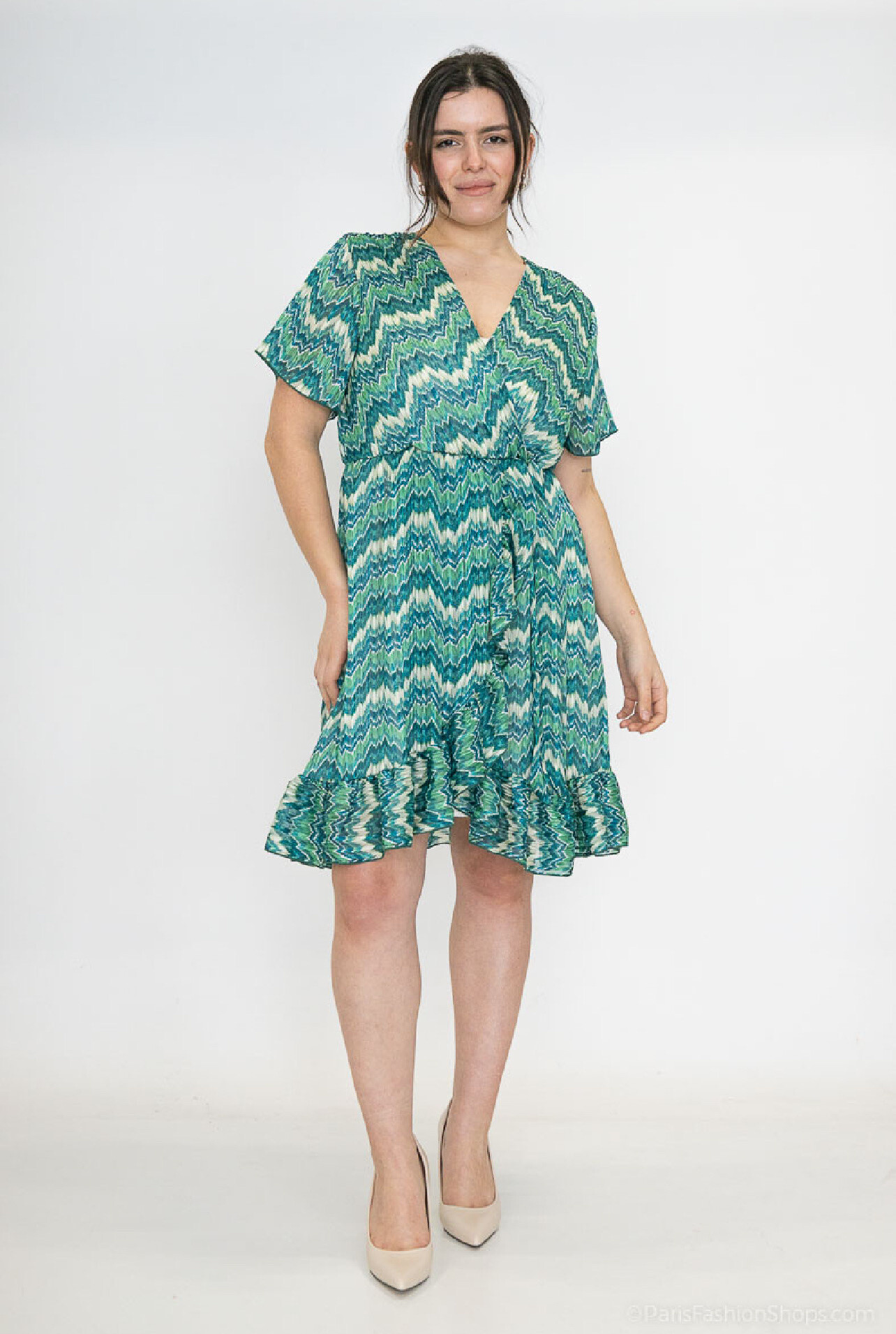 Großhändler Lilie Plus - Kurzes Kleid mit Chevron-Print in Plus-Size in Grün und Blau