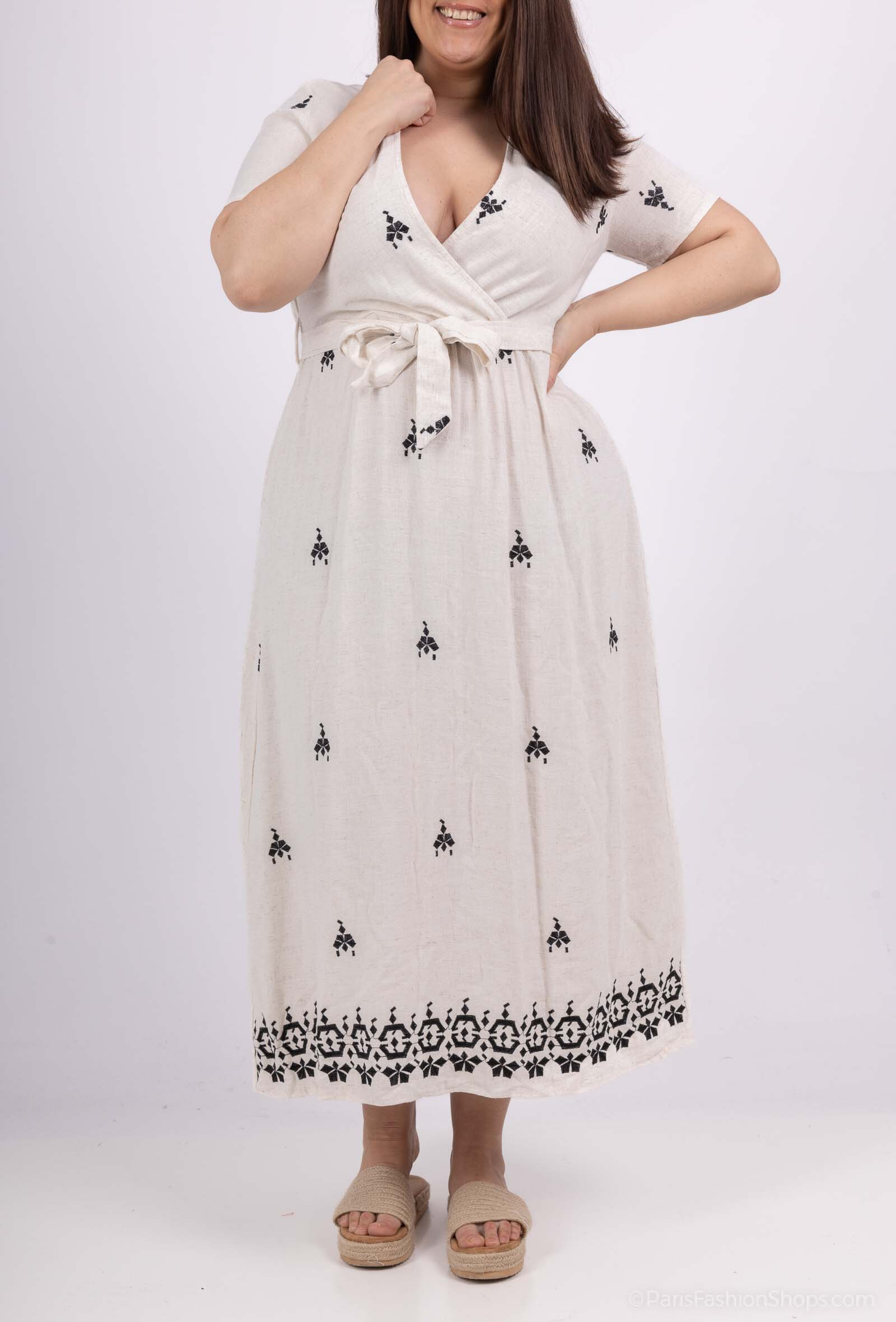 Wholesaler Lilie Plus - Long dresses