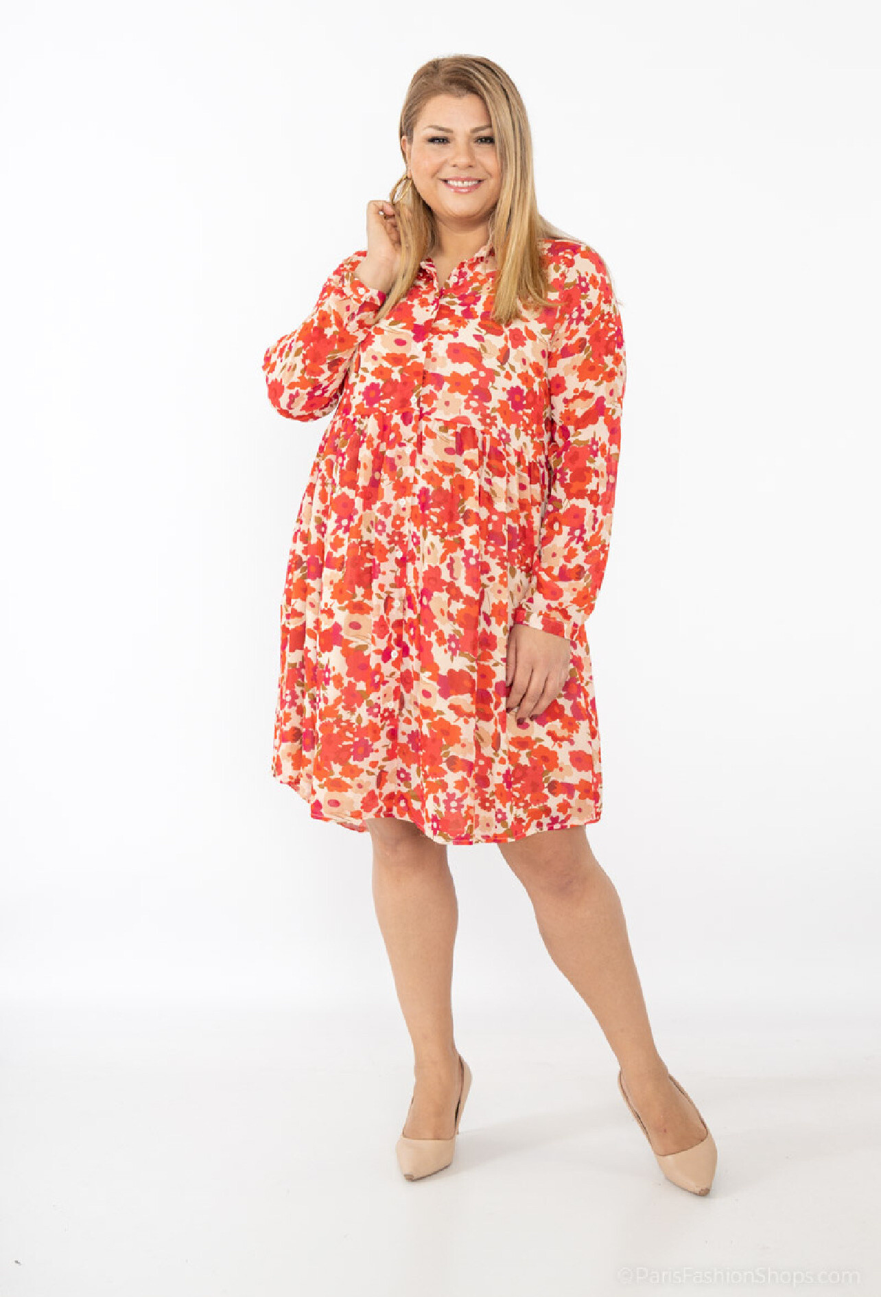 Wholesaler Lilie Plus - flowing shirt dress with a red and orange floral pattern plus size