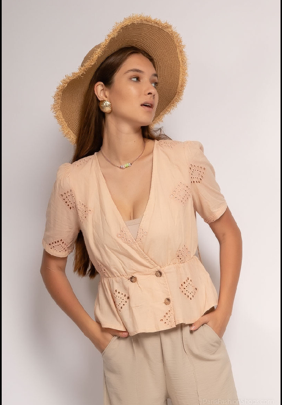 Grossiste Lilie Rose - Blouse brodée et perforée