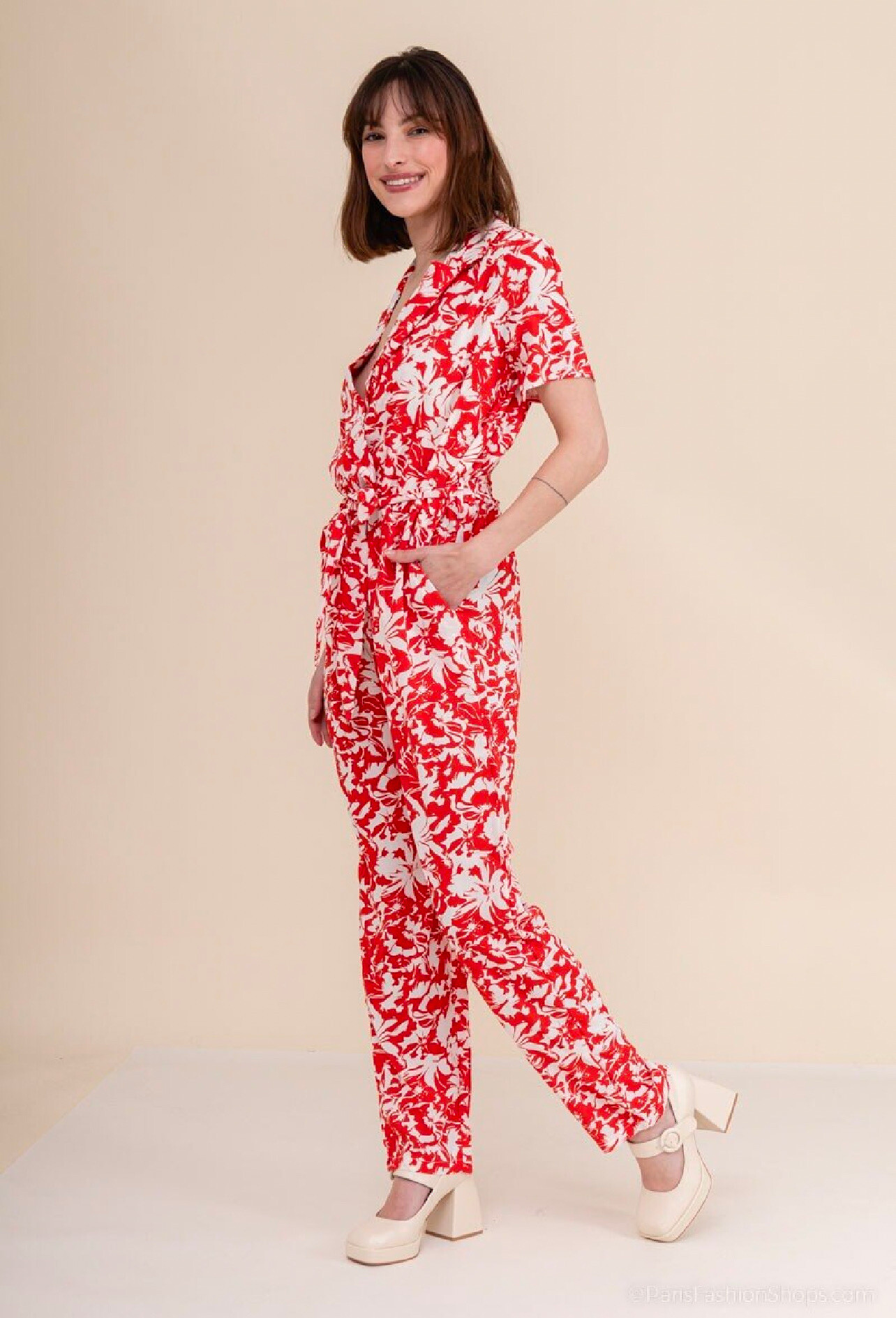 Großhändler Lilie Rose - Wickeloverall mit Blumendruck
