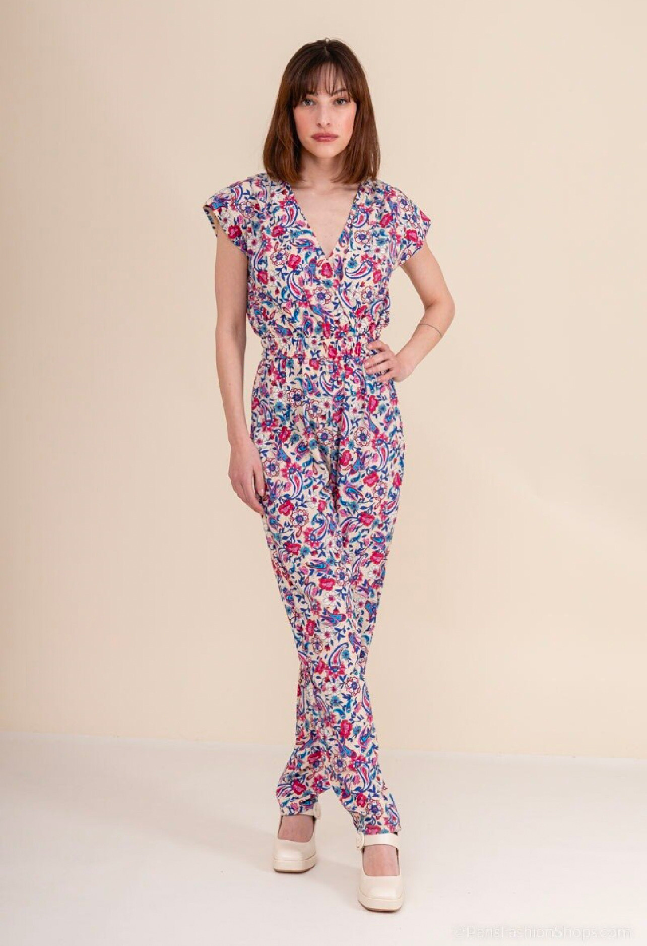 Großhändler Lilie Rose - Wickeloverall mit Blumenmuster