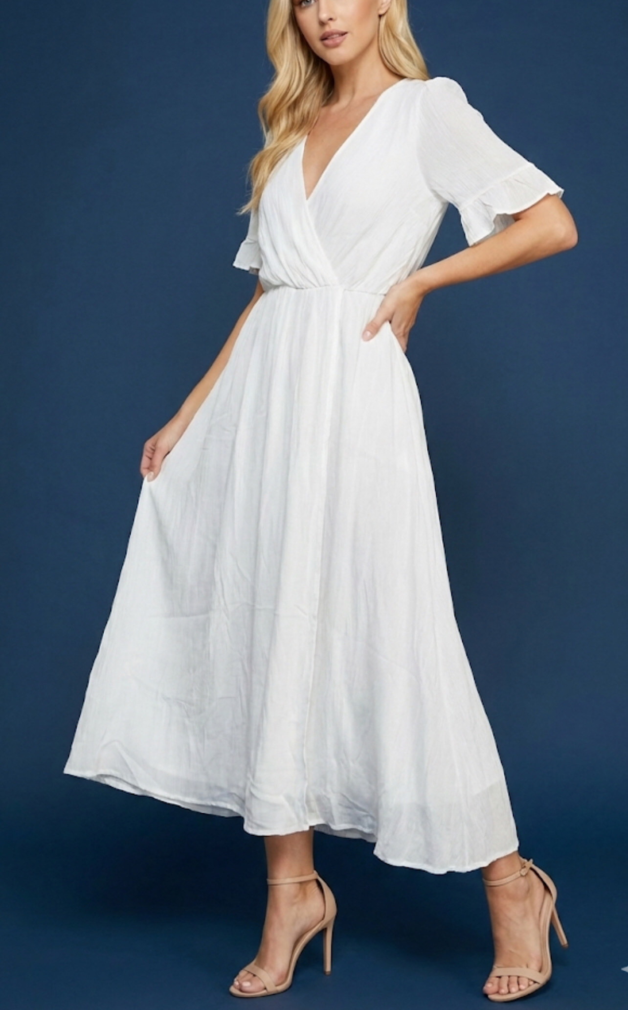 Backless long cotton dress, perfect for summer 2026, lightweight and breathable, made in China.