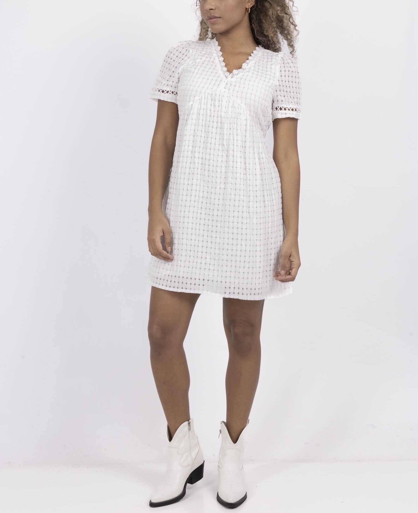 Großhändler Lilie Rose - Kurzes Boho-Kleid