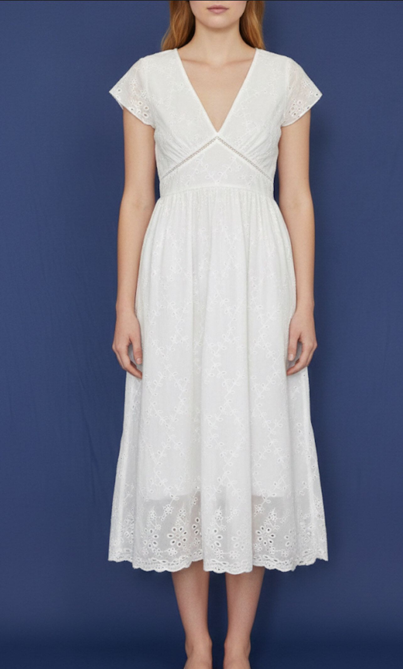 Long cotton dress, perfect for summer 2026, light and comfortable, made in China.