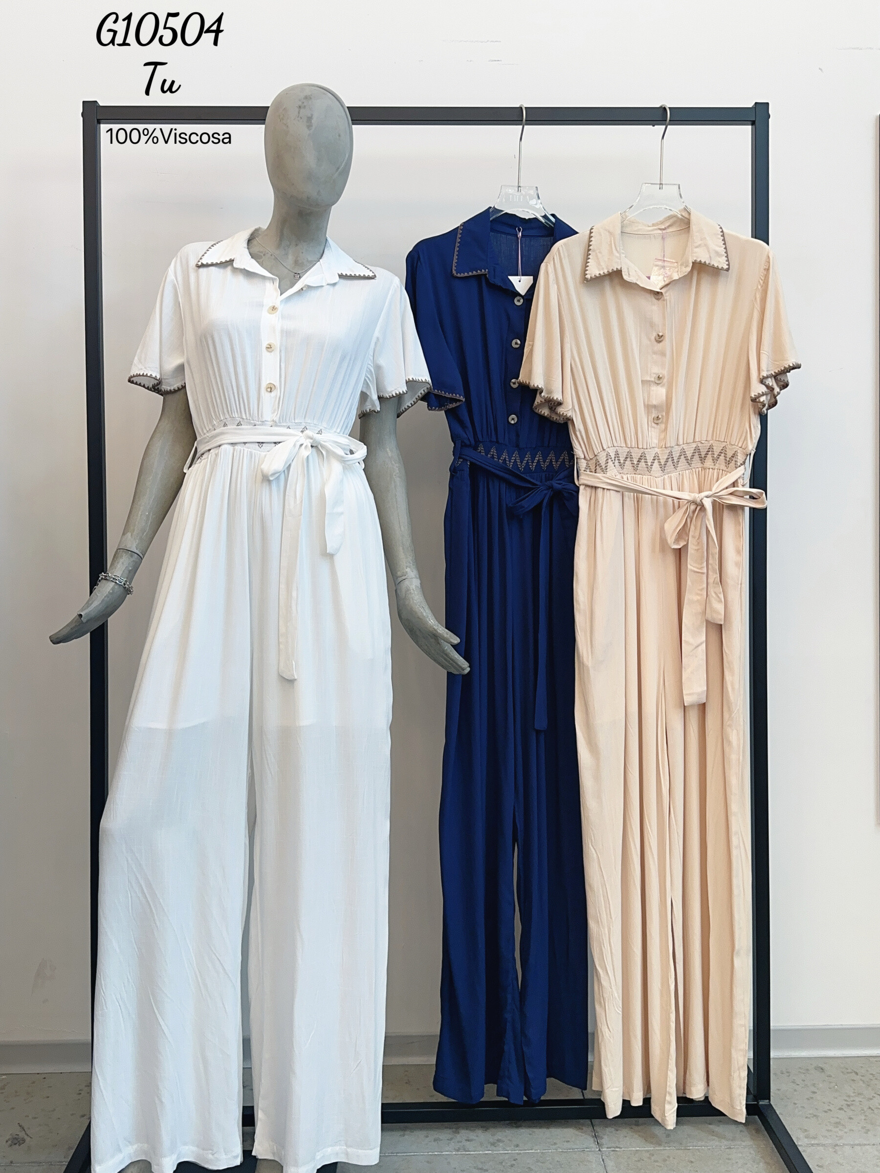 Grossiste LILLA - Costume à manches courtes