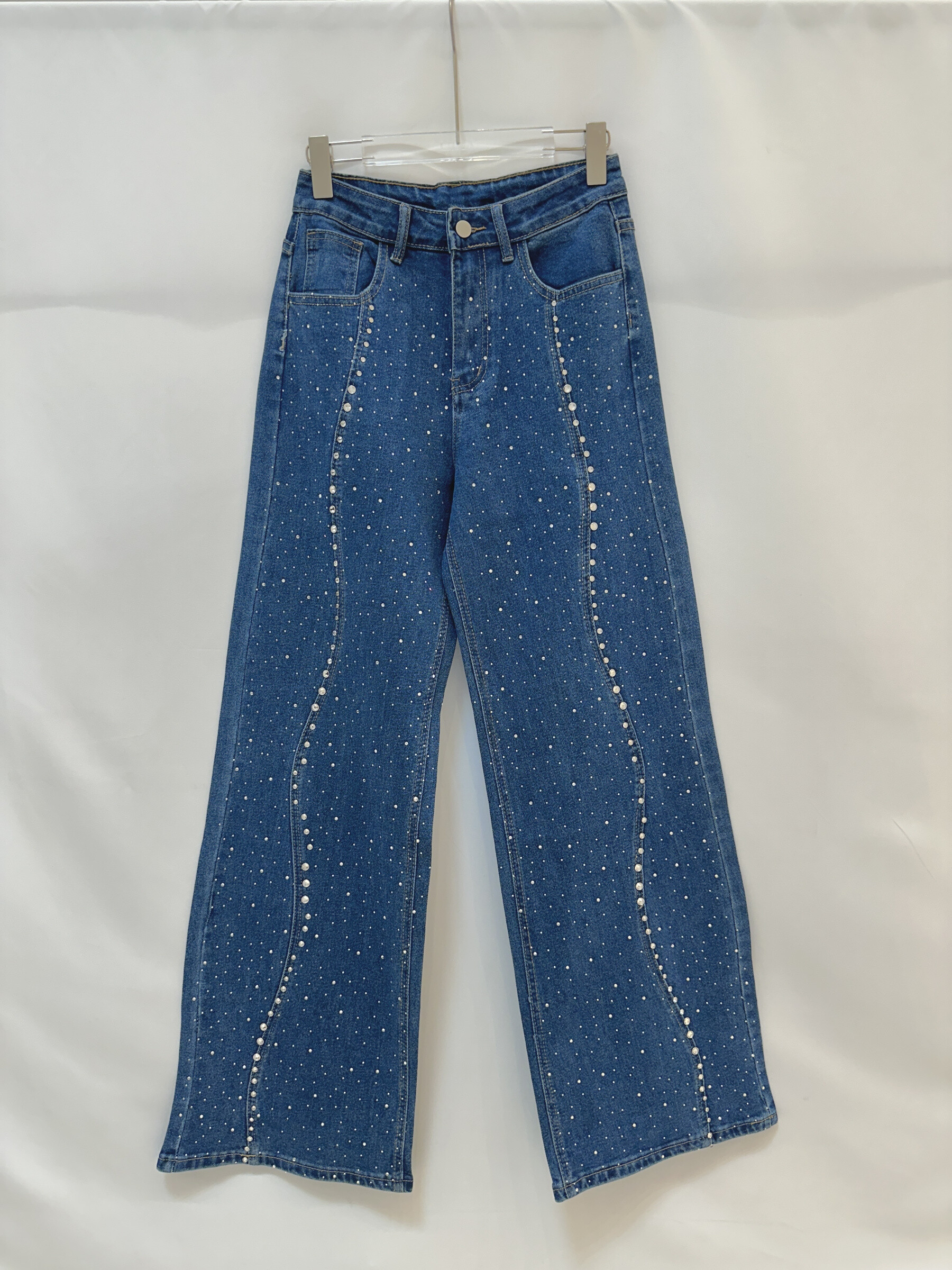 Grossiste LILLA - Jeans larges et évasés