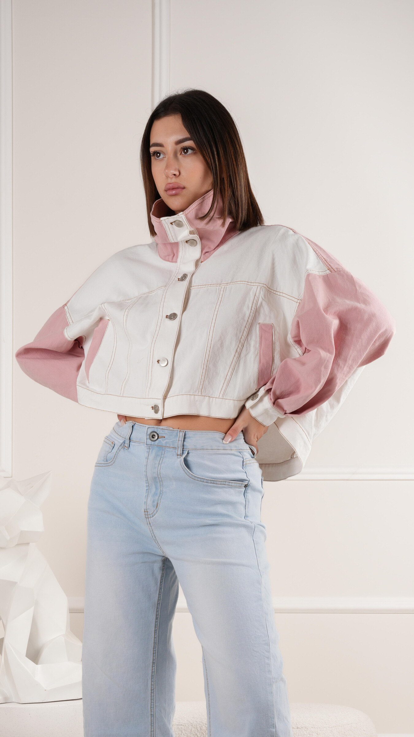 Wholesaler LILLA - SHORT DENIM JACKETS WITH HIGH NECK