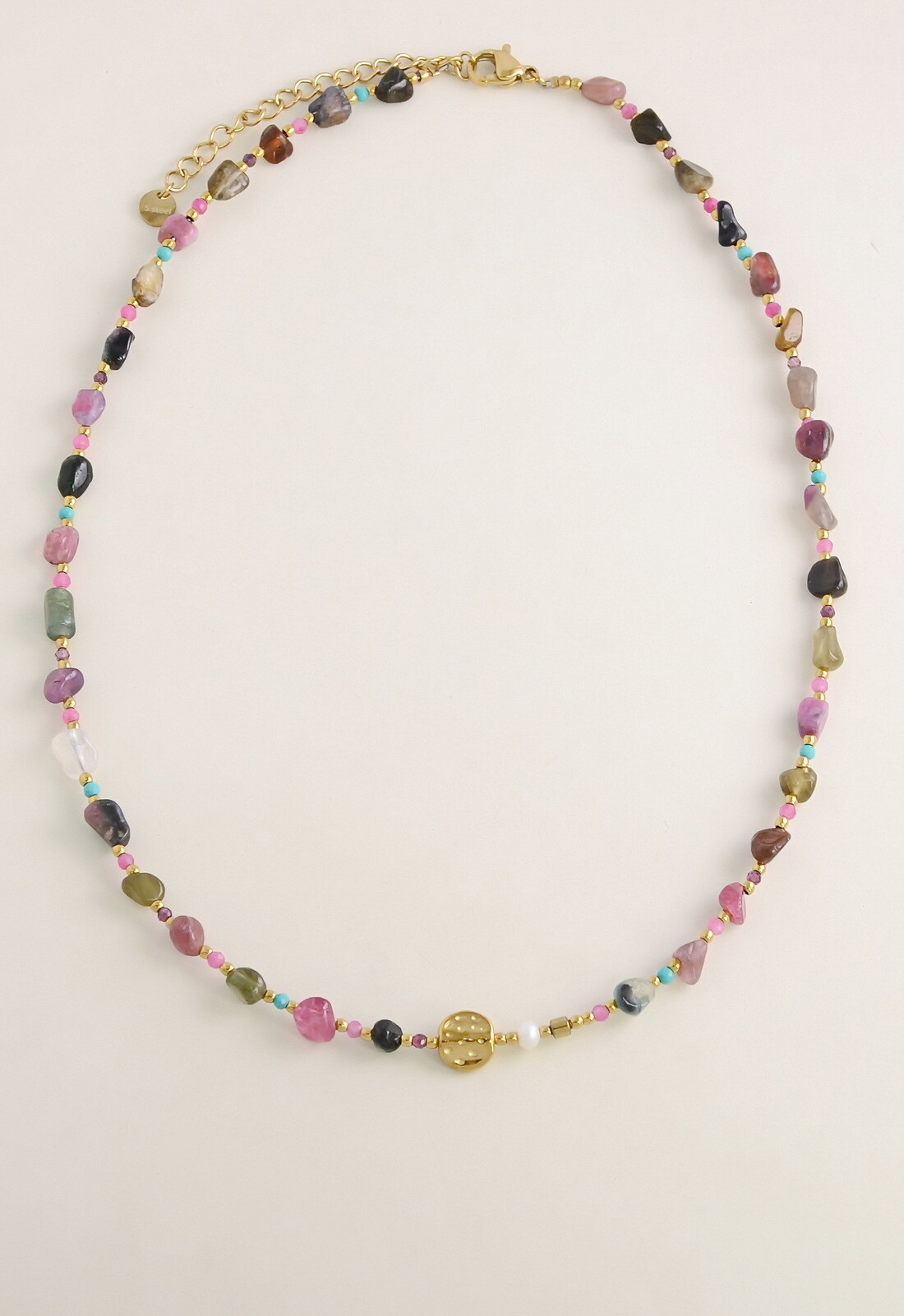 Grossiste LILY CONTI - Collier doré en acier inoxydable avec pierres naturelles