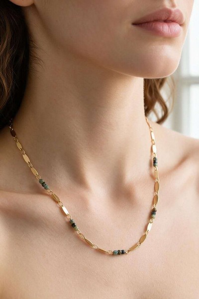 Wholesaler LILY CONTI - Gold-plated stainless steel necklace with stones Wholesaler LILY CONTI - Gold-plated stainless steel necklace with stones