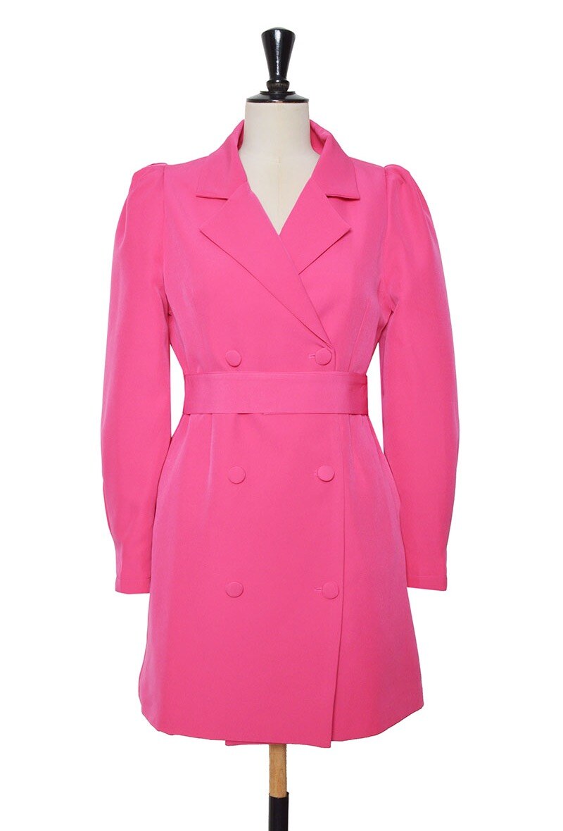 Grossiste Lily White - Robe Blazer avec Ceinture