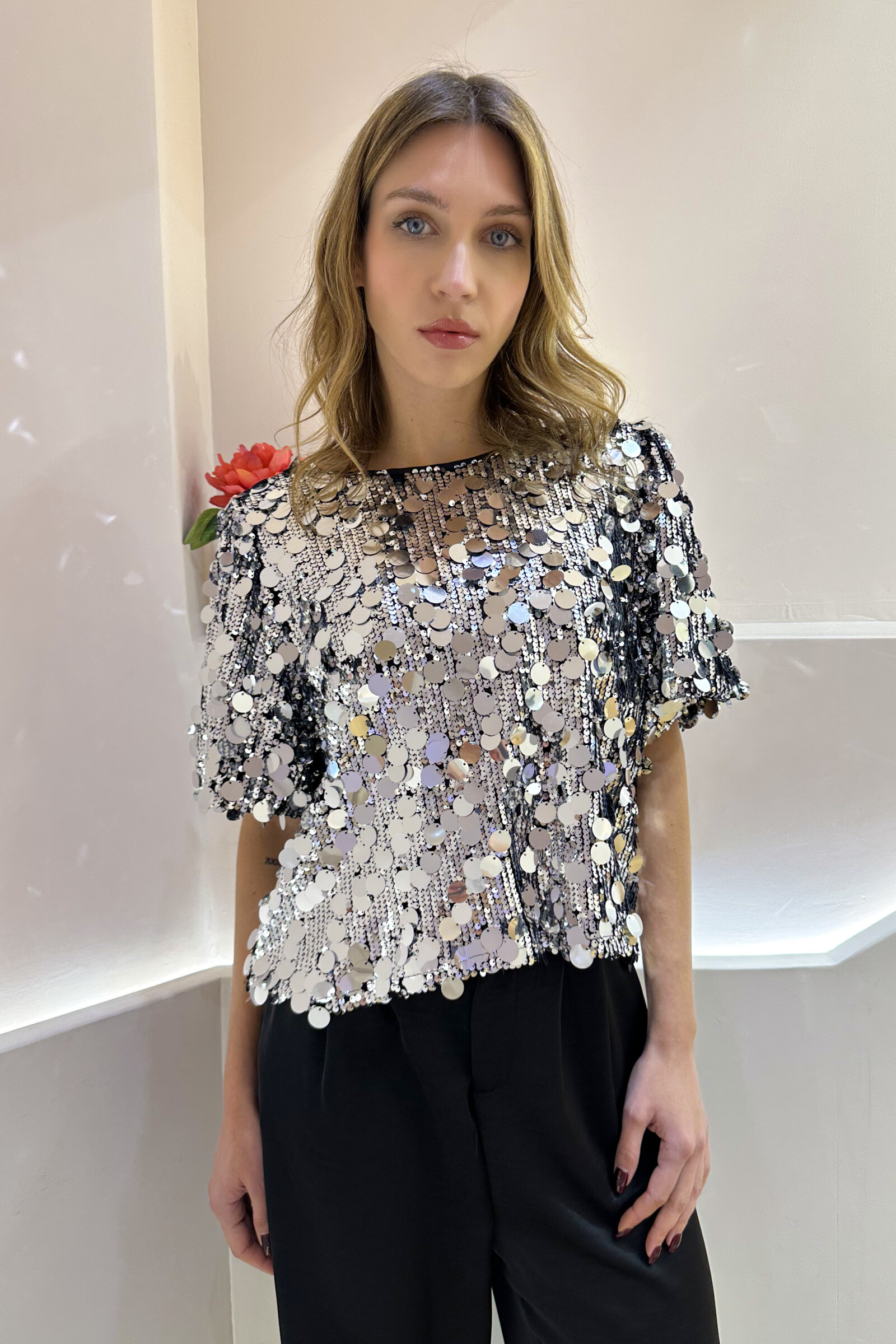 Wholesaler Lily White - Short-sleeved sequin top