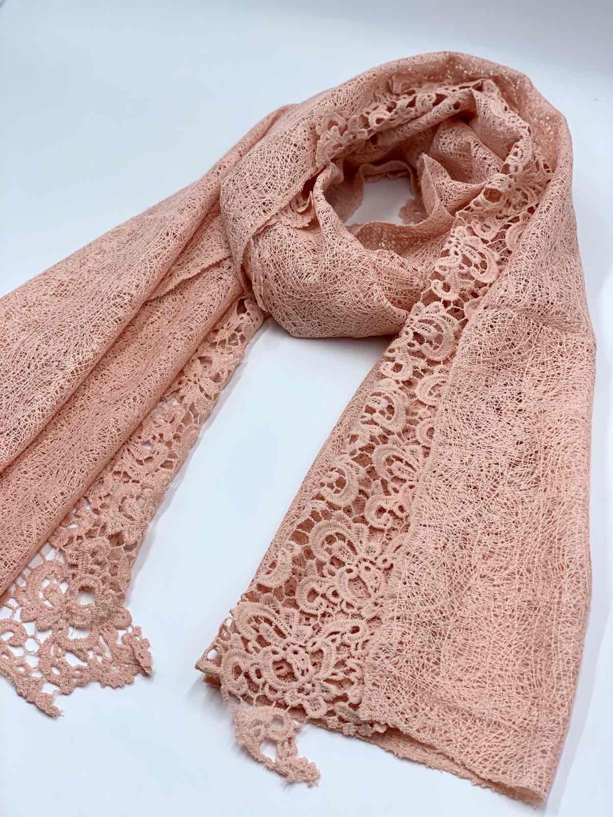 Grossiste LINETA - Dentelle 2