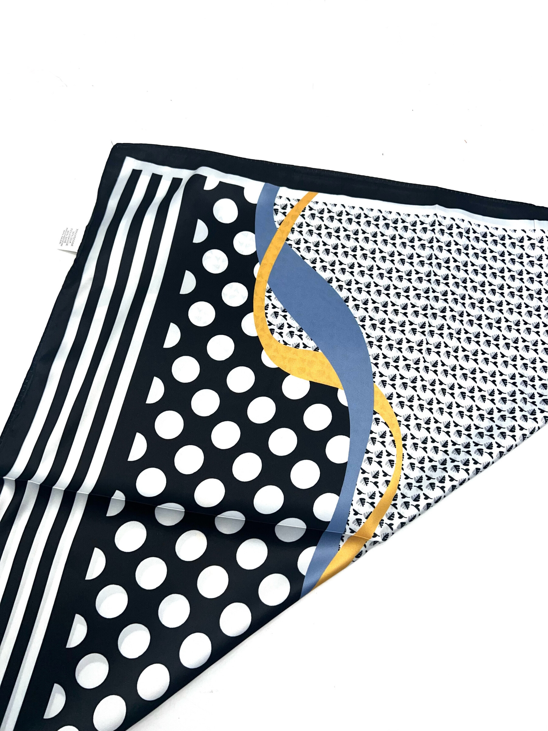 Wholesaler LINETA - Colorful Small Square Scarves