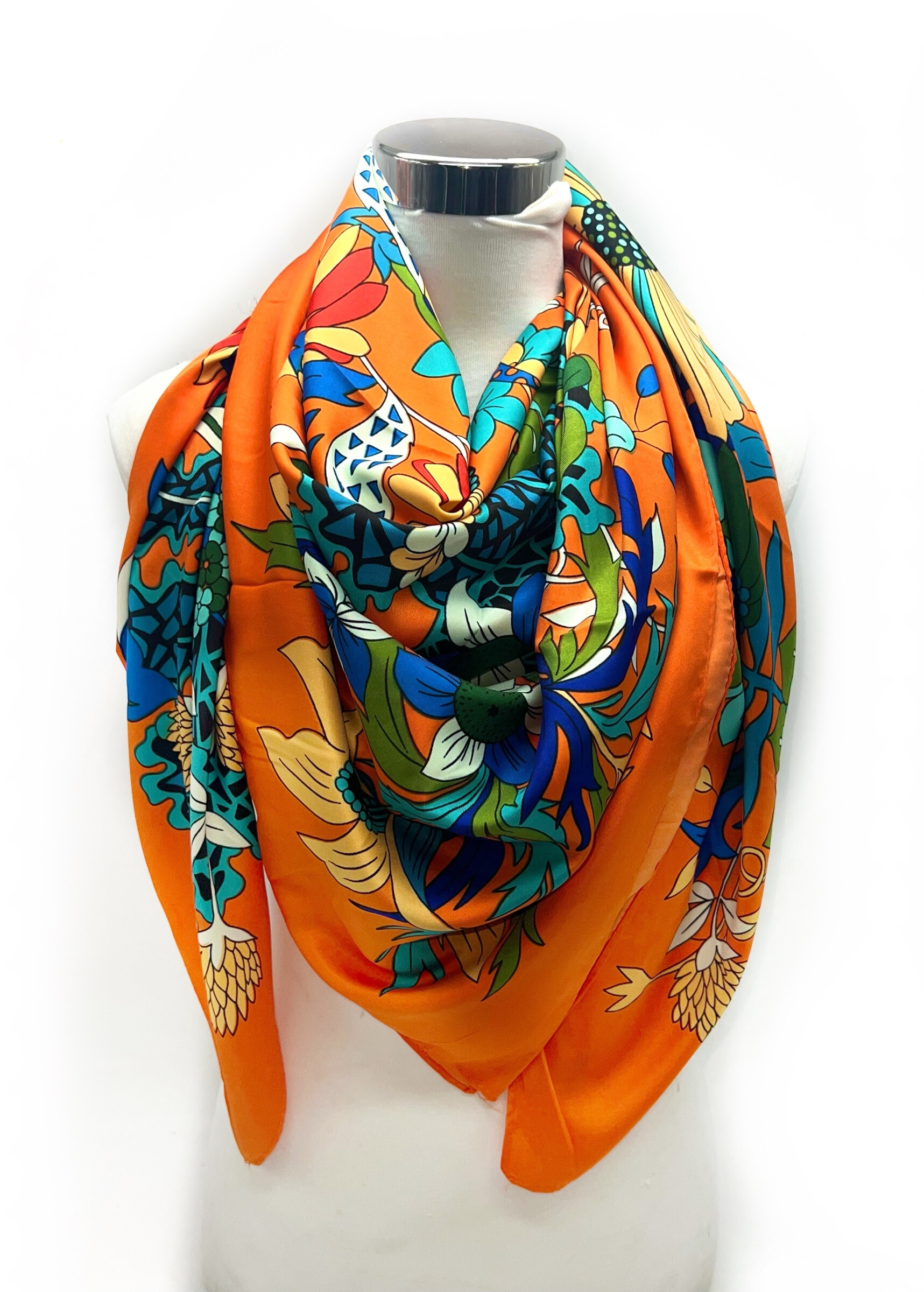 Wholesaler LINETA - Large square scarves touched silk 130 x 130 cm