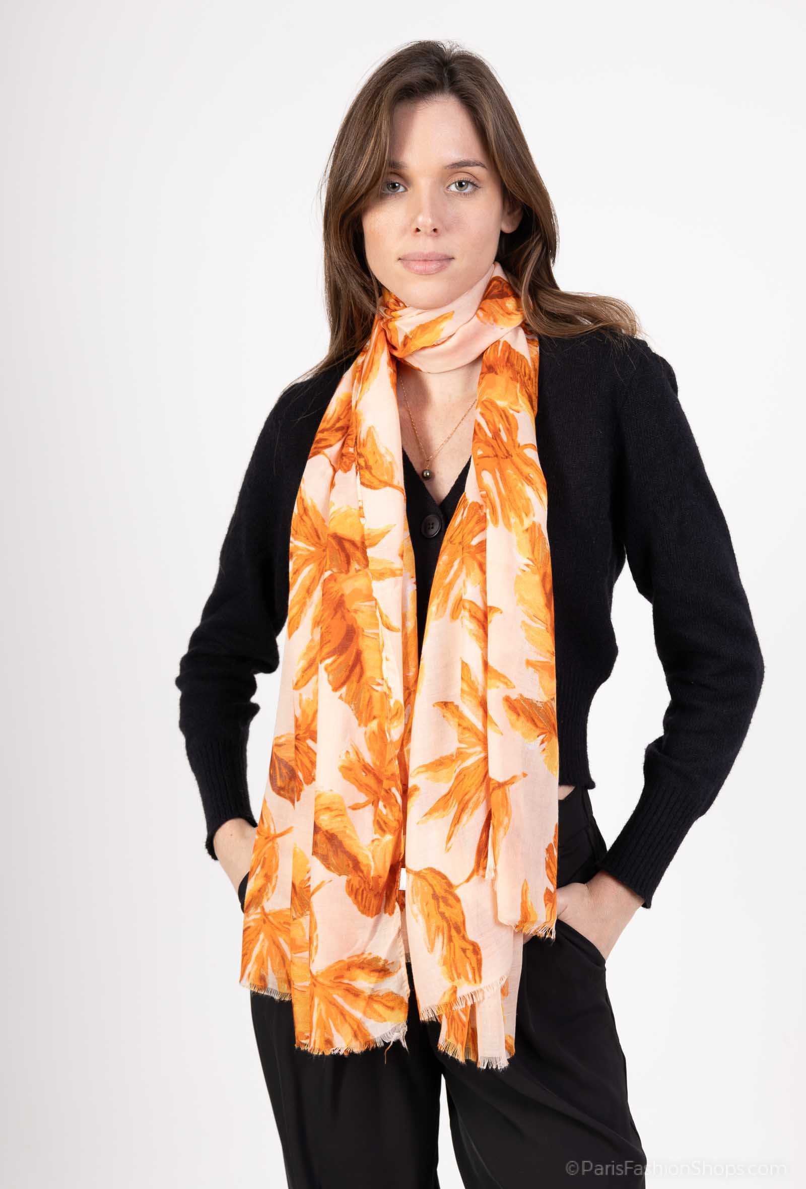 Wholesaler LINETA - Shiny scarves