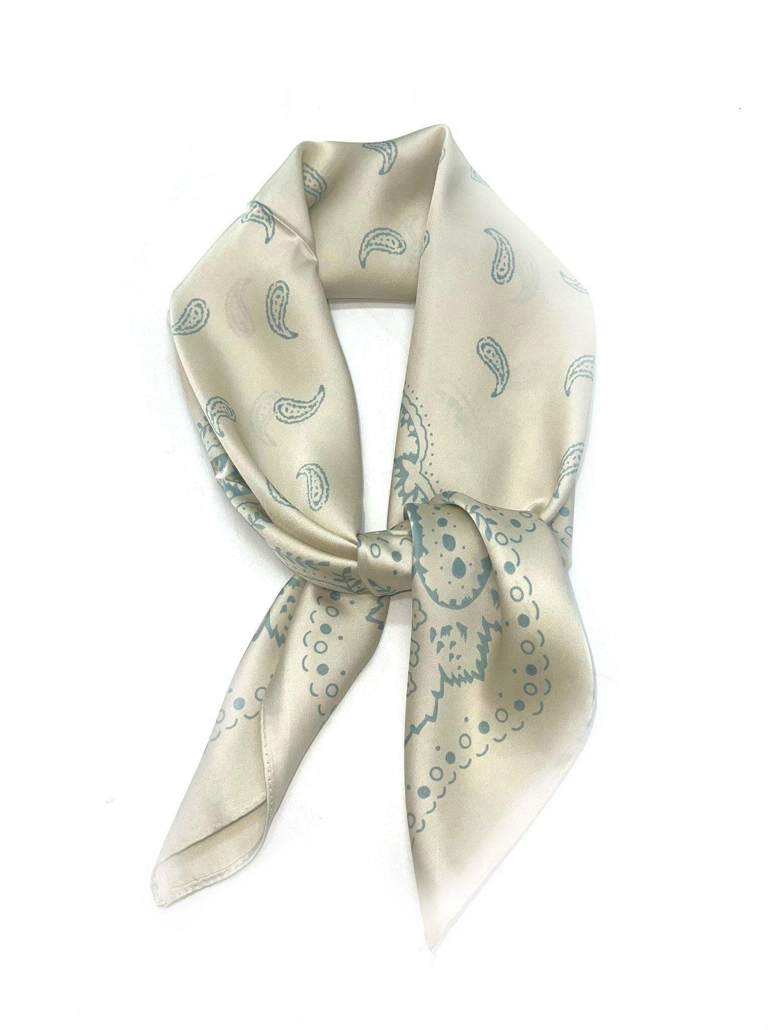 Großhändler LINETA - D-51 Silk Touch 70x70 Bandana-Motiv