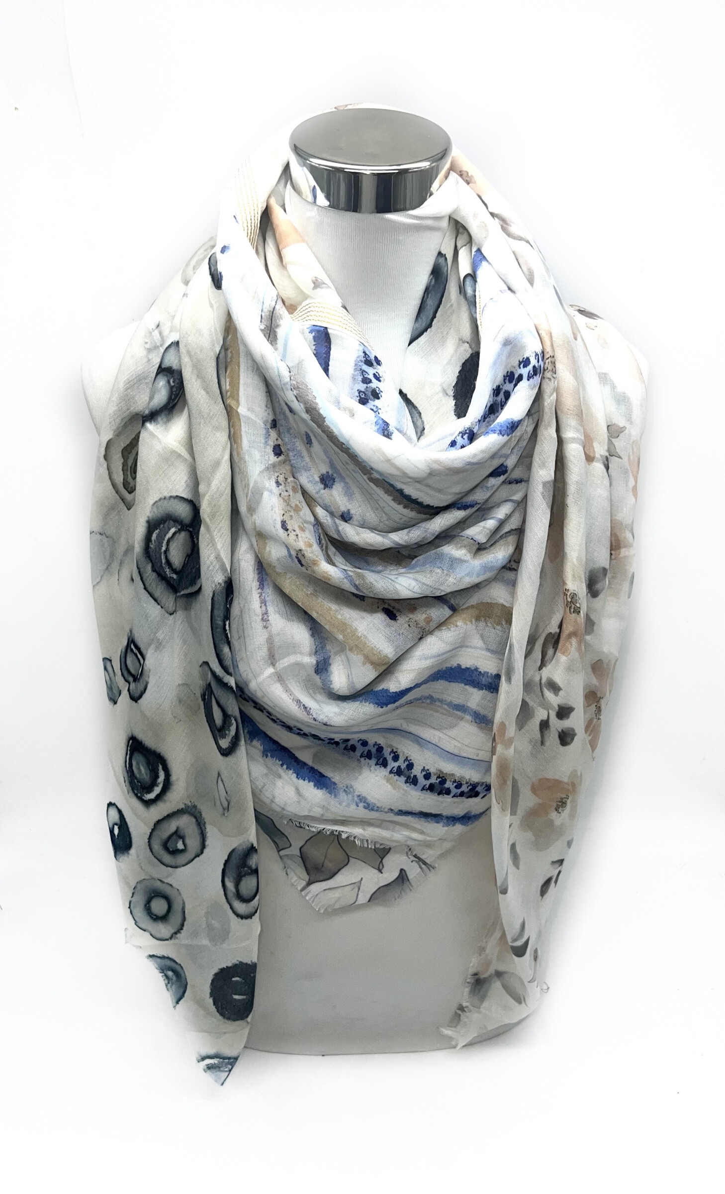 Wholesaler LINETA - Large Square Patchwork scarf - 4 in 1 flowery