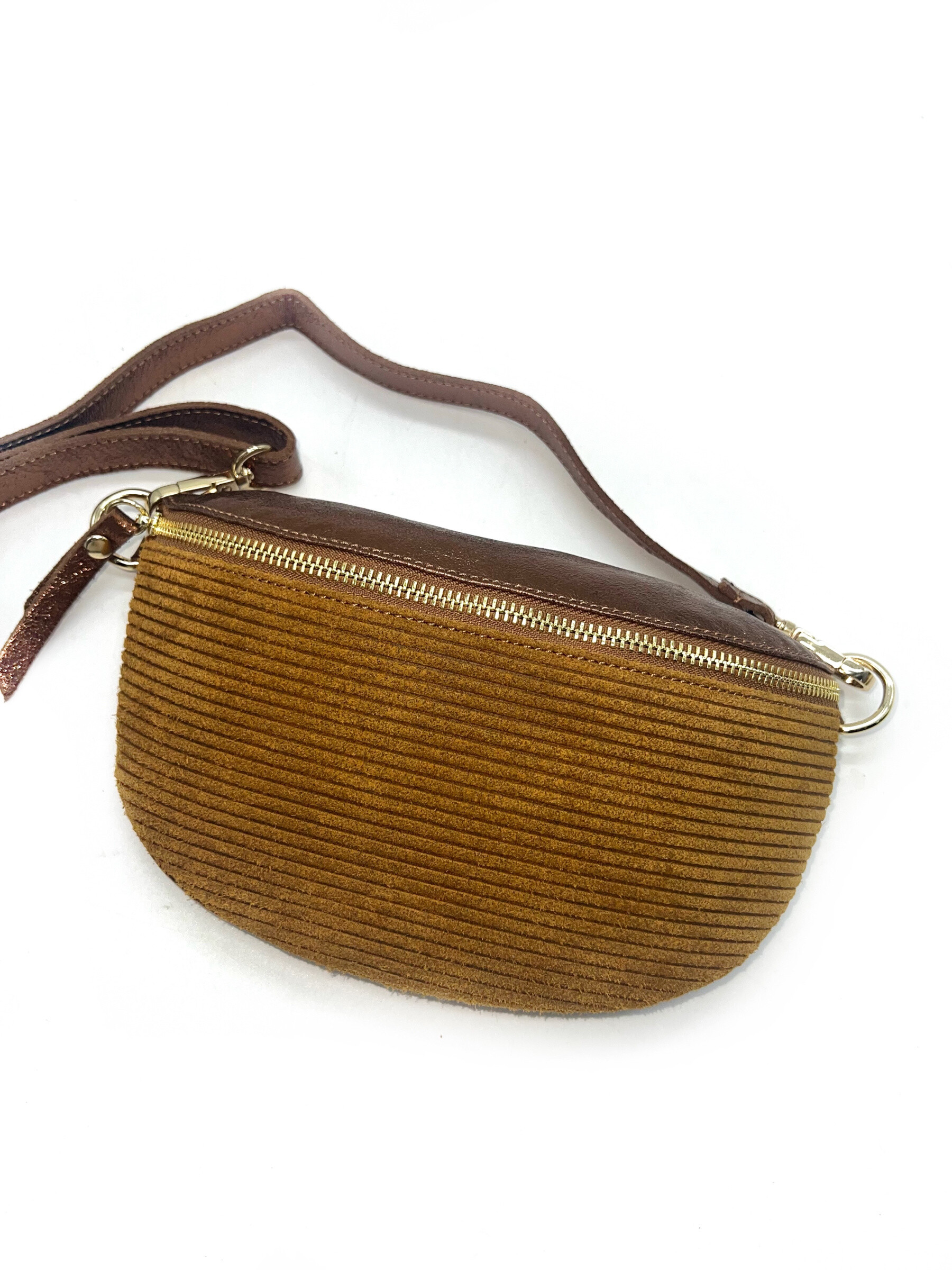 Wholesaler LINETA - Black Leather Banana Bag-Italian manufacture