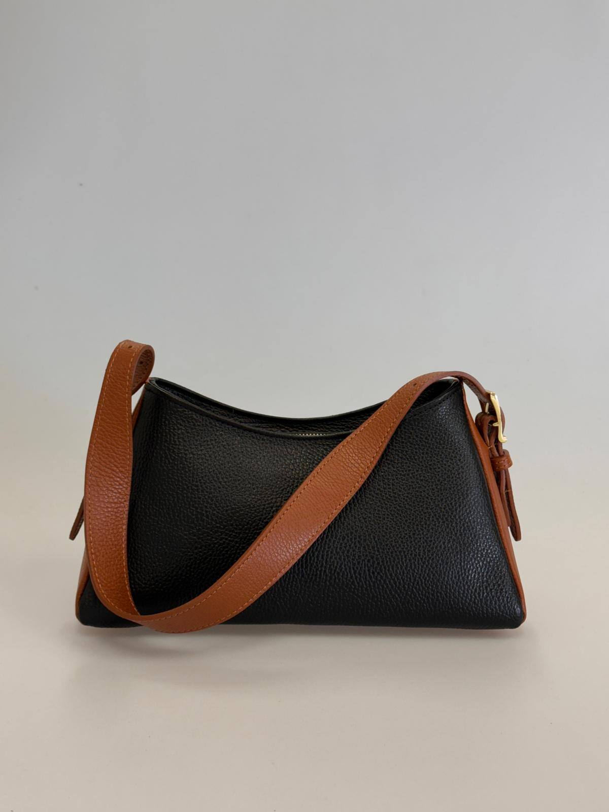 Wholesaler LISA DEI - Women's two-tone genuine leather shoulder bag