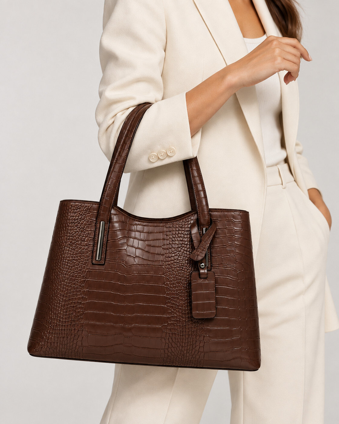 Wholesaler LISA DEI - Women's handbag in genuine Louisiana crocodile leather