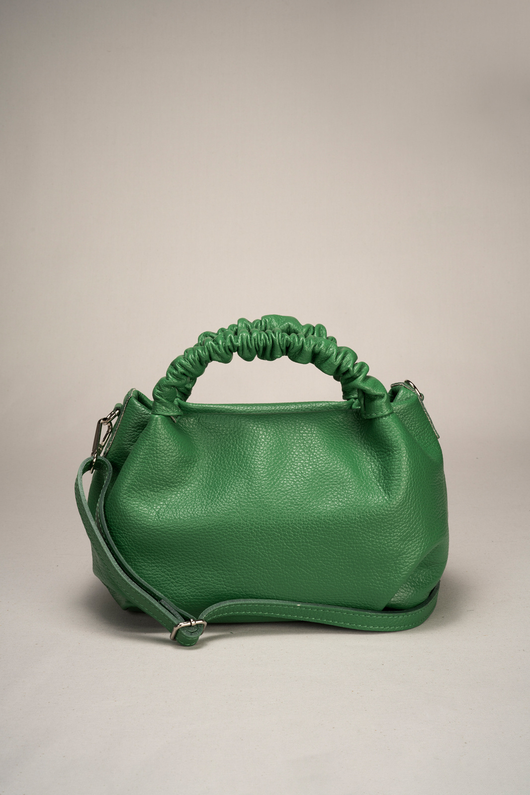 Wholesaler LISA DEI - Women's genuine leather handbag