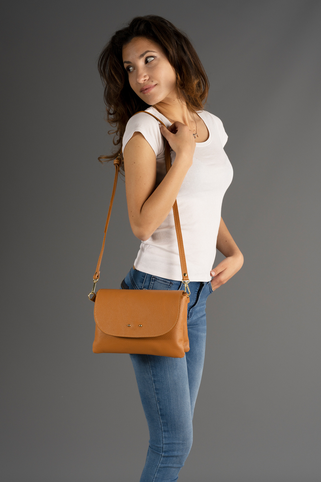 Wholesaler LISA DEI - Women's genuine leather crossbody bag