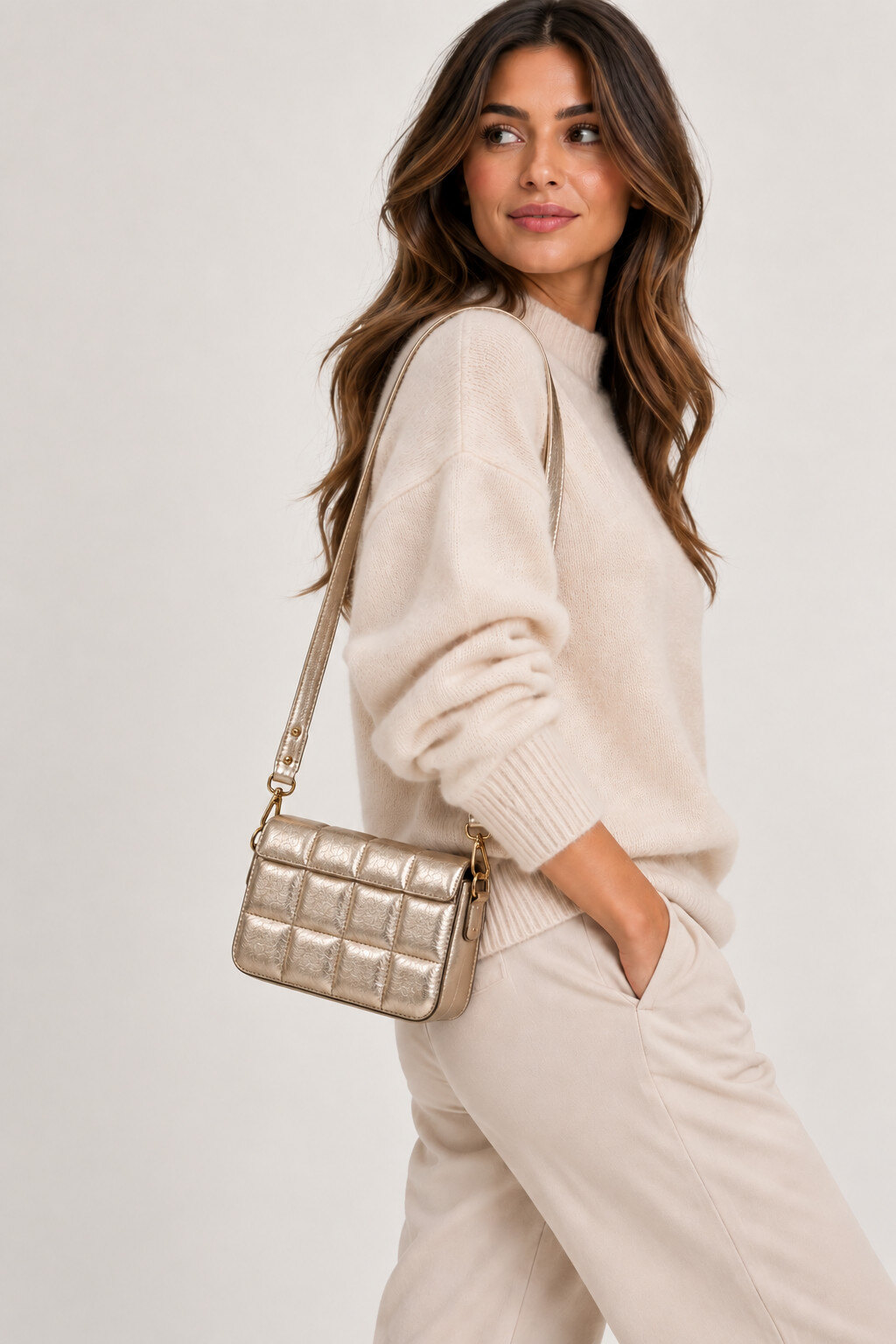 Wholesaler LISA DEI - Genuine leather crossbody bag