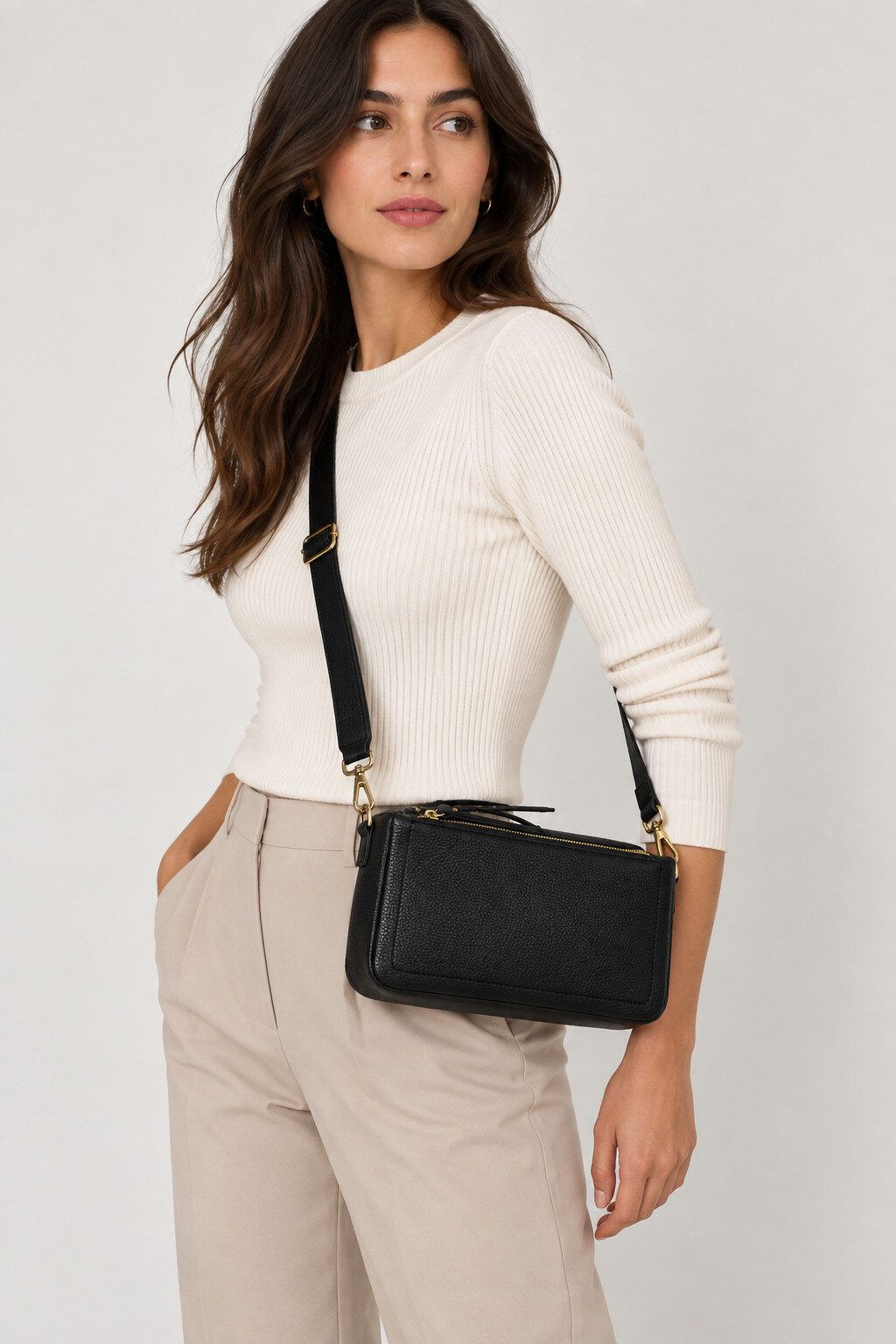 Wholesaler LISA DEI - Women's genuine leather crossbody bag