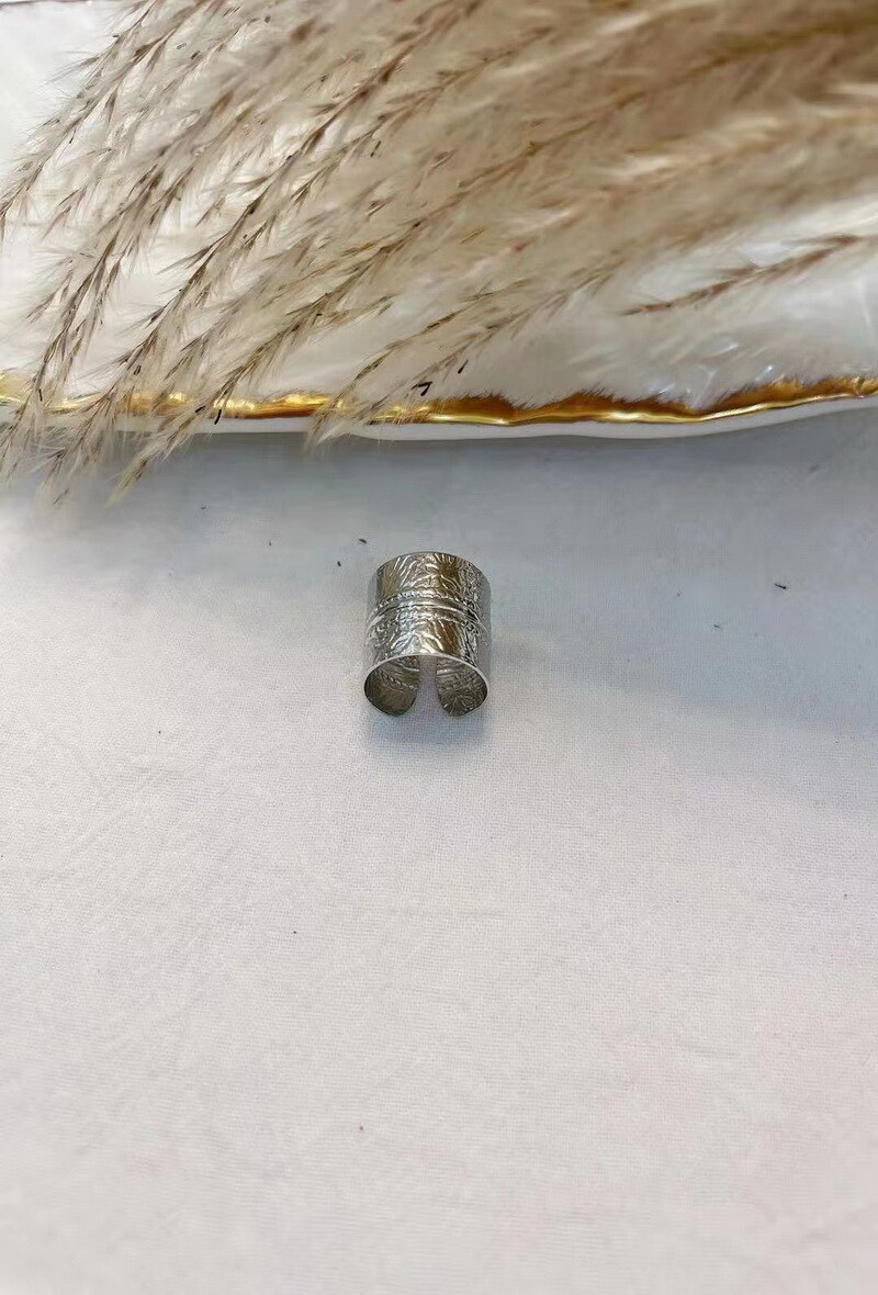 Grossiste Lolilota - BAGUE MARTELEE