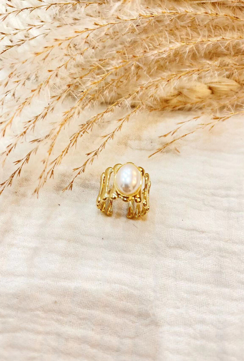 Mayorista Lolilota - Anillo de bambú con perla ovalada nacarada