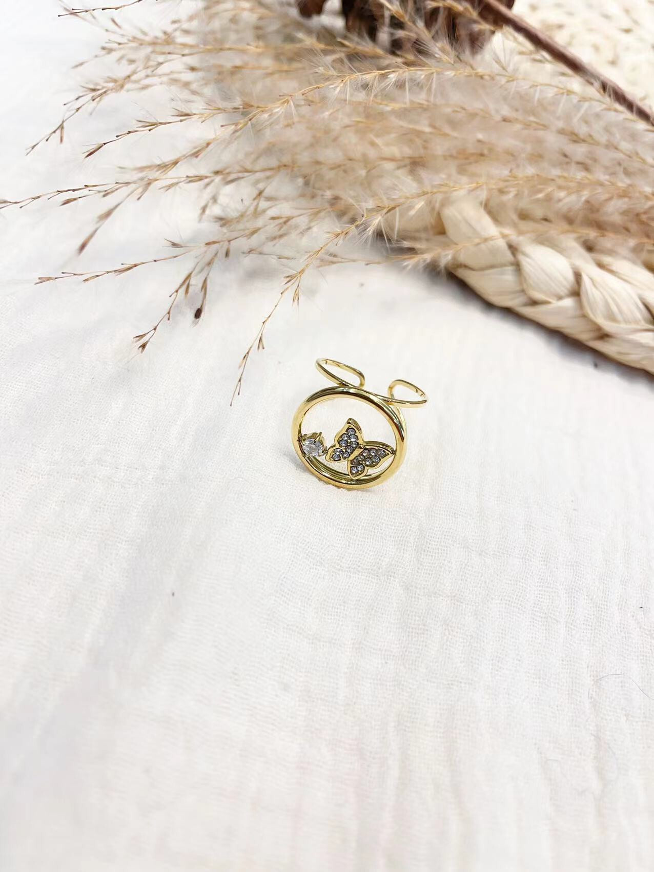 Wholesaler Lolilota - ring circle butterfly strass gold