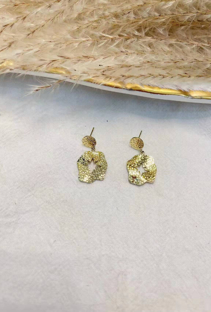 Wholesaler Lolilota - EARRING MEDALLION OPENWORK HAMMERED