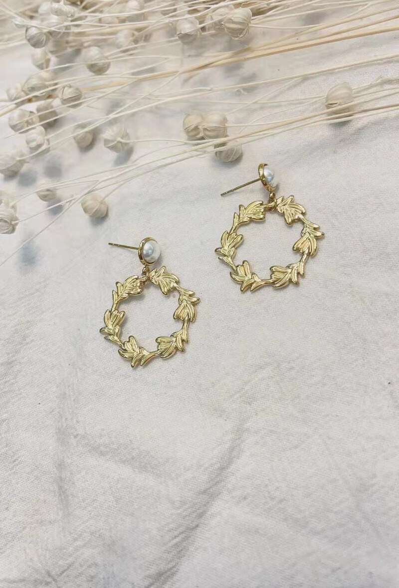Wholesaler Lolilota - EARRING LEAF PEARL