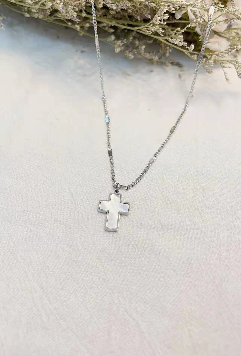 Wholesaler Lolilota - NECKLACE CROSS MOTHER OF PEARL
