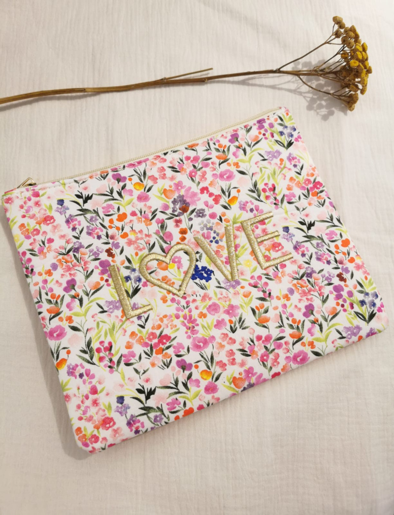 Wholesaler Lolilota - large cotton flower pouch “Amour”