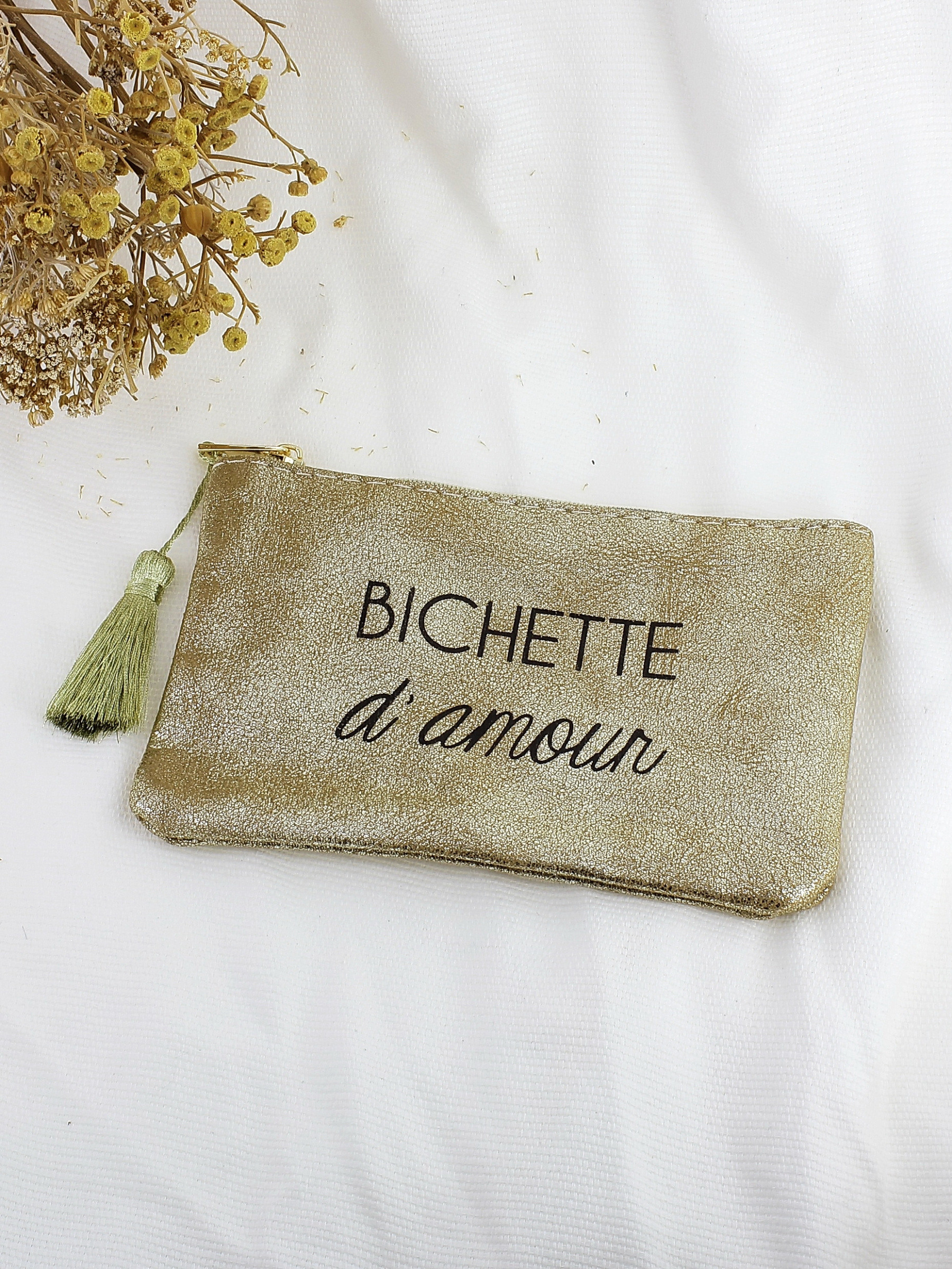Wholesaler Lolilota - Shiny fabric pouch with the text BICHETTE of love