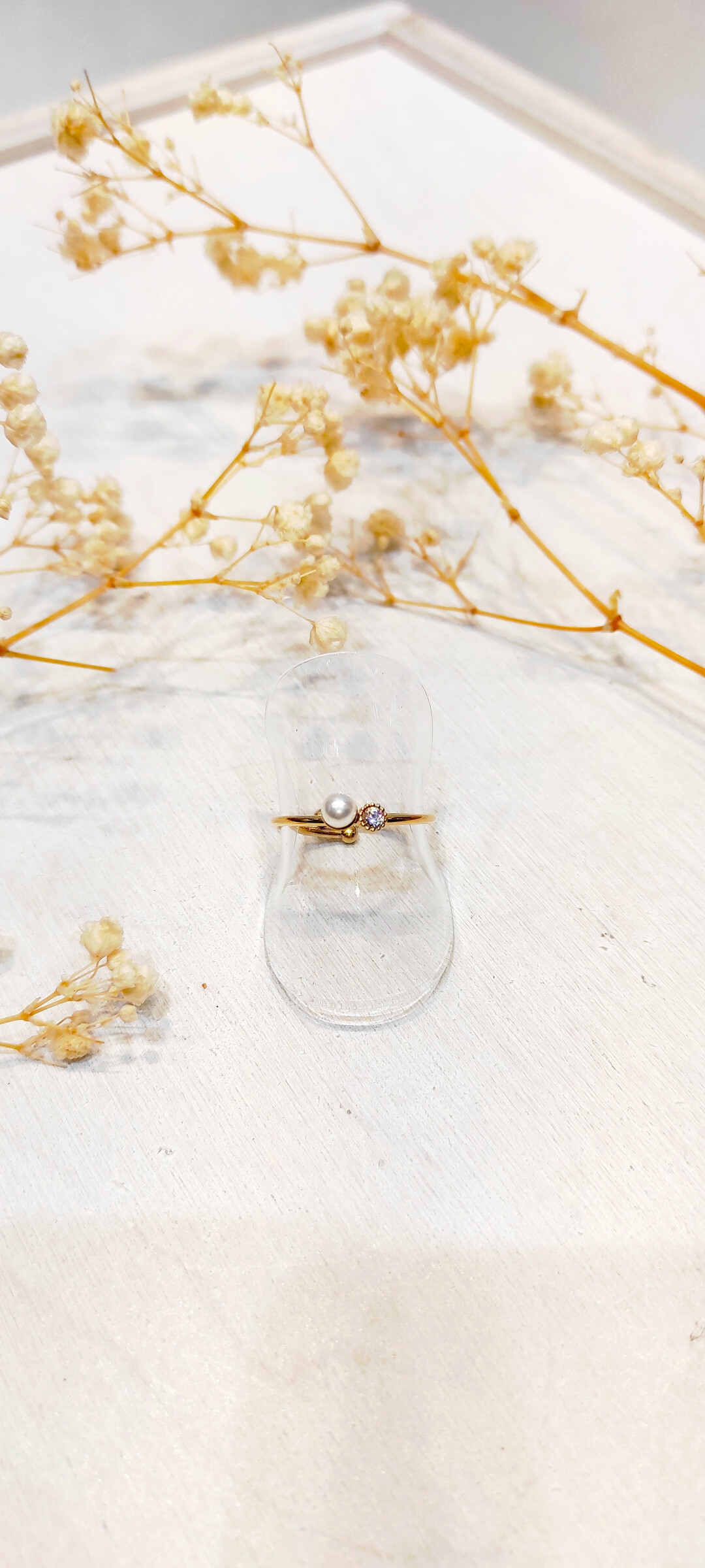 Grossiste Lolo & Yaya - Bague avec perle et strass Magnolia en acier inoxydable