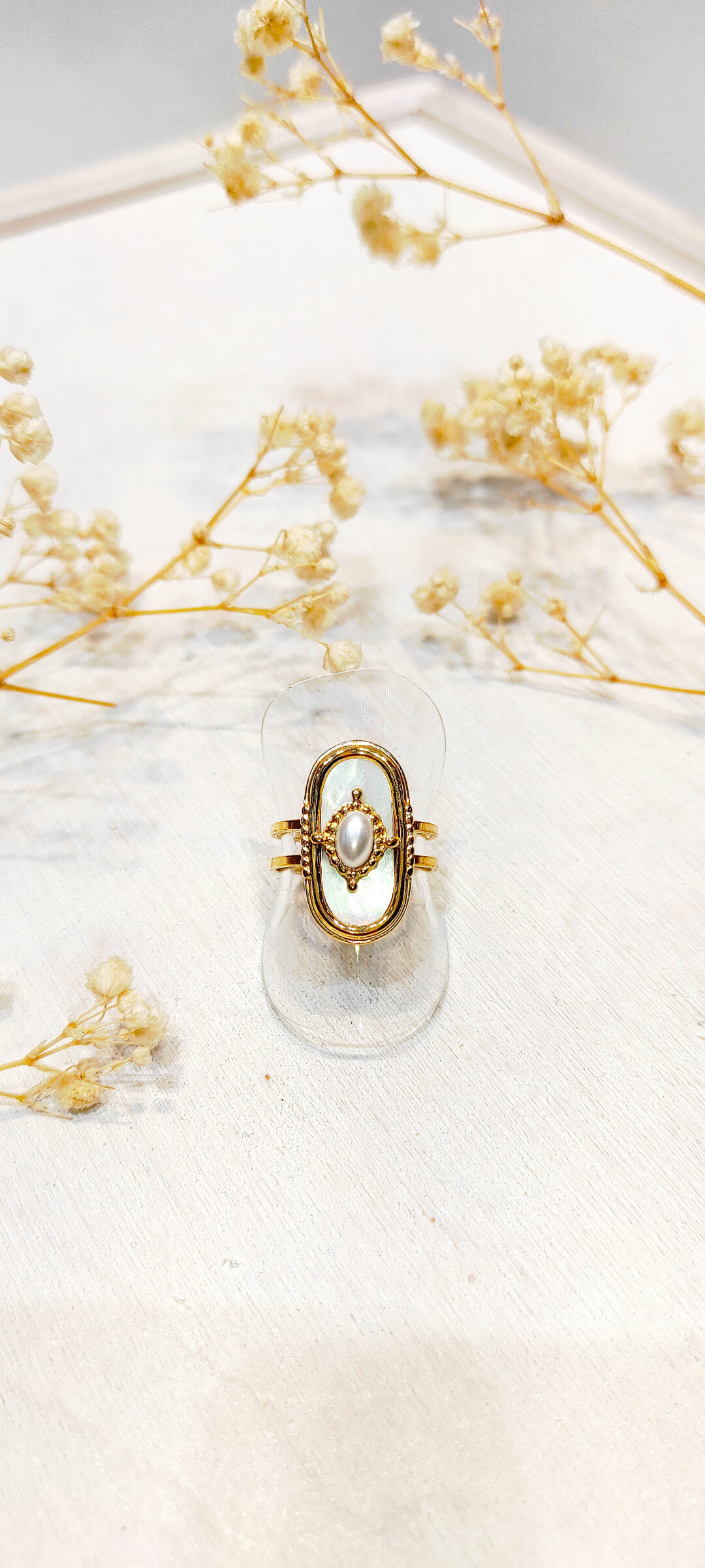 Mayorista Lolo & Yaya - Rylee Golden Pearly Pearly Plate Anillo de acero inoxidable