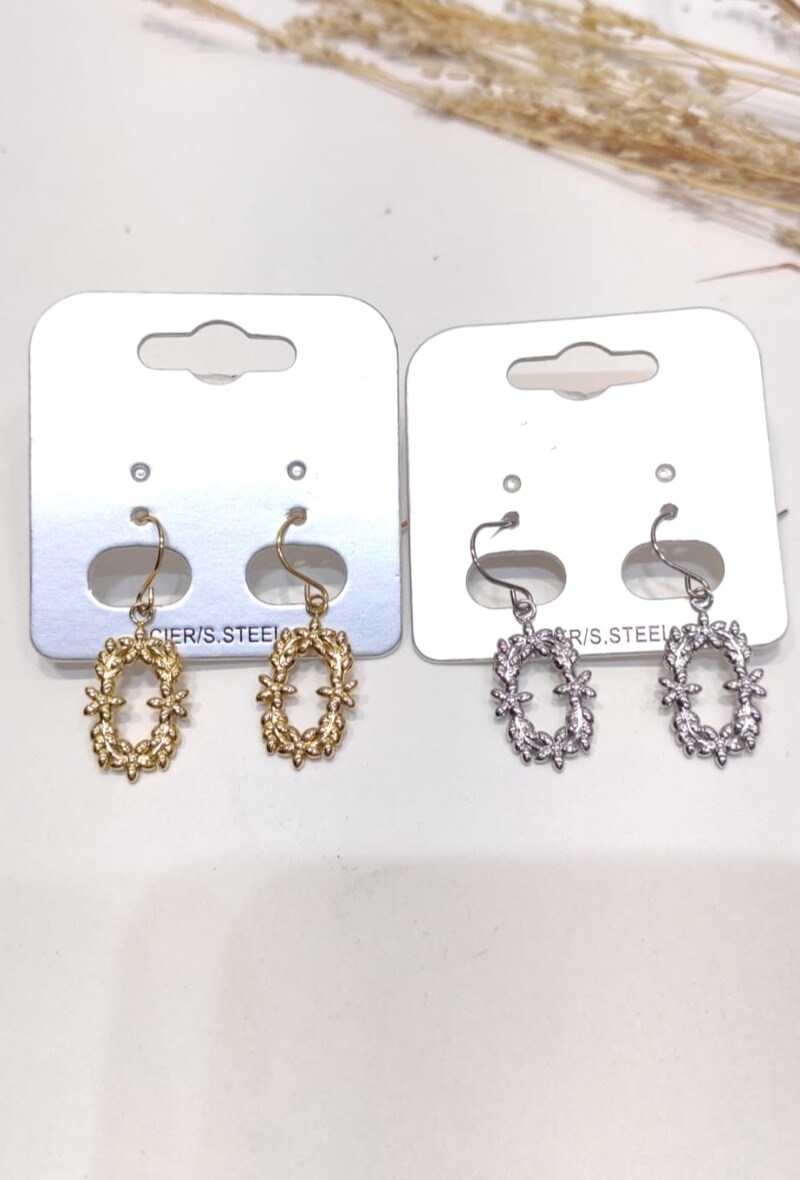 Wholesaler LOLO & YAYA - Boucles d’oreilles tige Marie en acier inoxydable