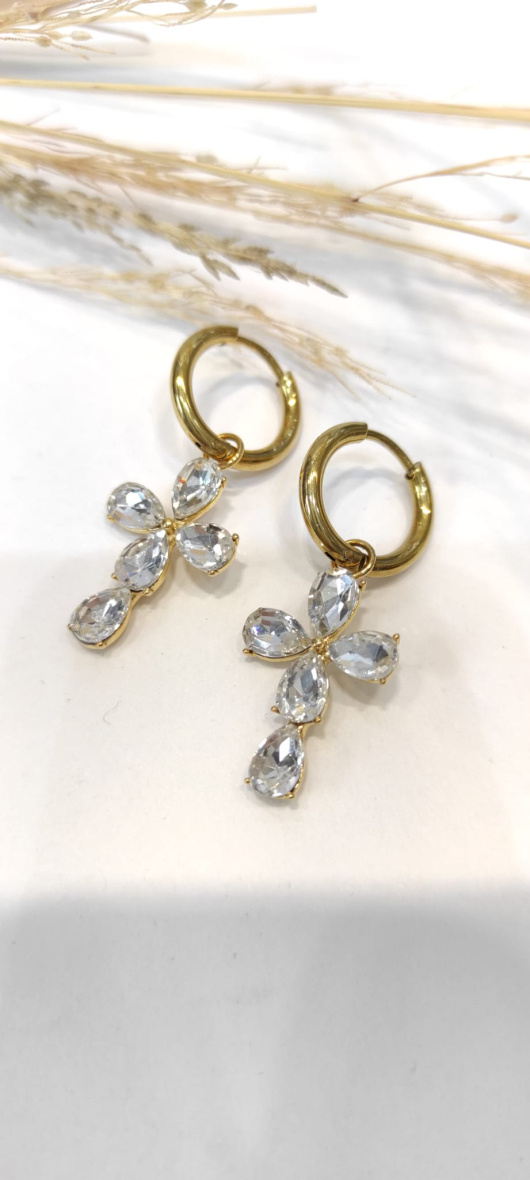 Wholesaler LOLO & YAYA - Stainless Steel Diamond Cross Earrings