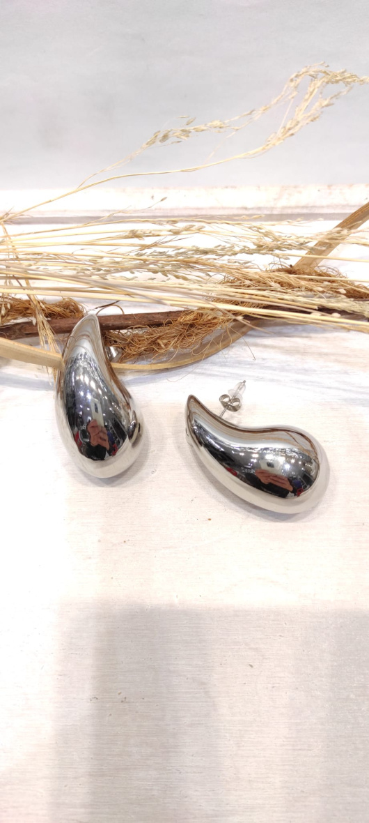 Wholesaler LOLO & YAYA - Pack of 12 pcs 3cm drop earrings in steel