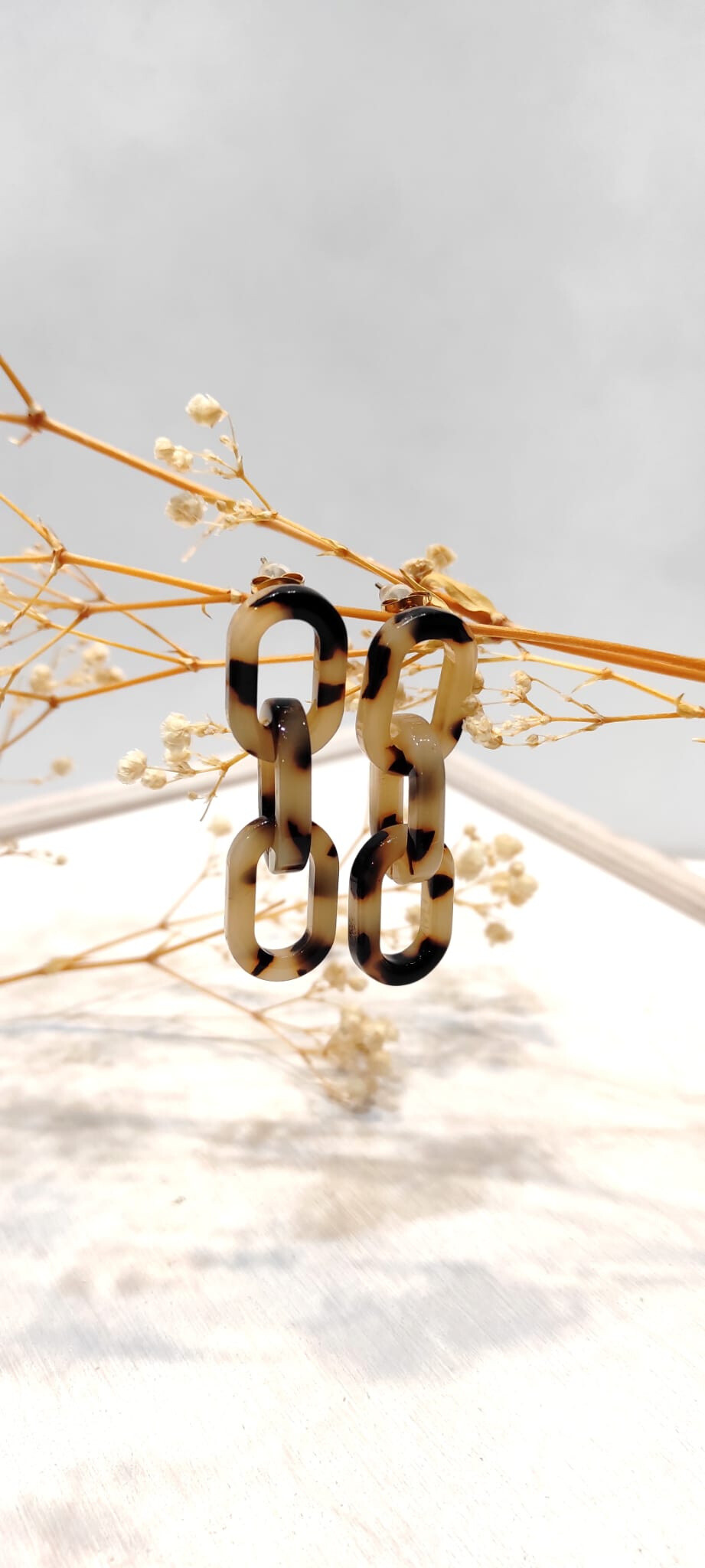 Wholesaler Lolo & Yaya - Maeva leopard earrings in stainless steel resin