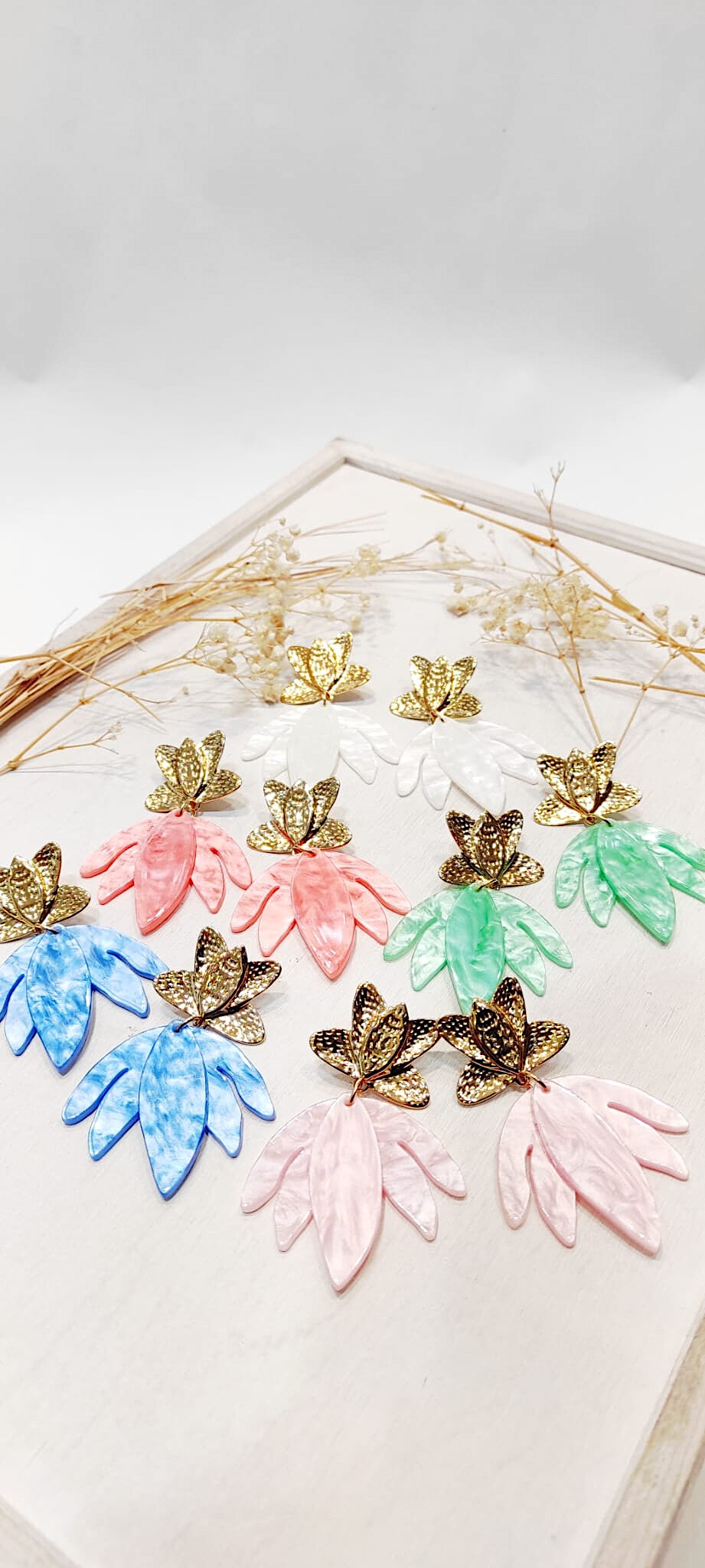 Grossiste Lolo & Yaya - Boucles d’oreilles fleurs Alya en acier inoxydable