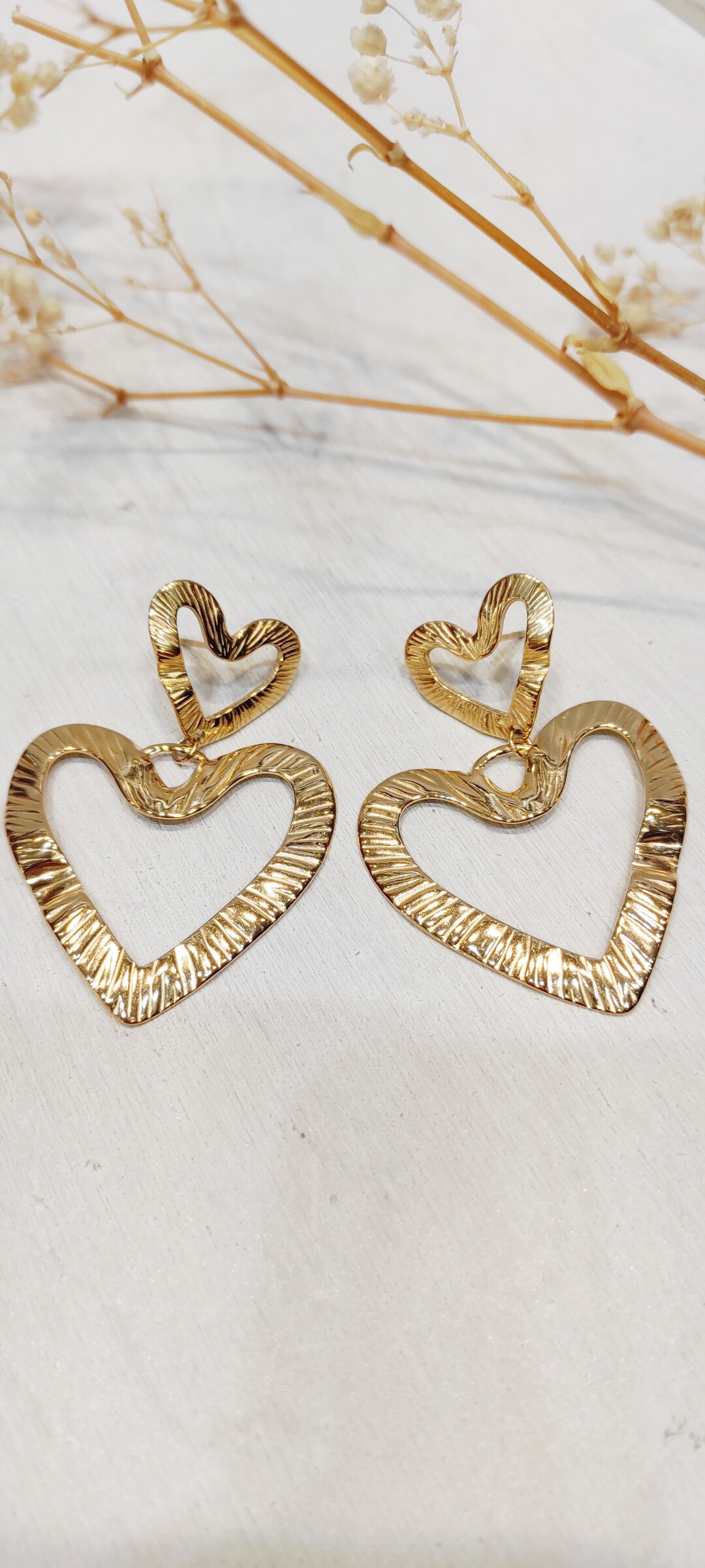 Grossiste Lolo & Yaya - Boucles d’oreilles coeurs Bianka en acier inoxydable