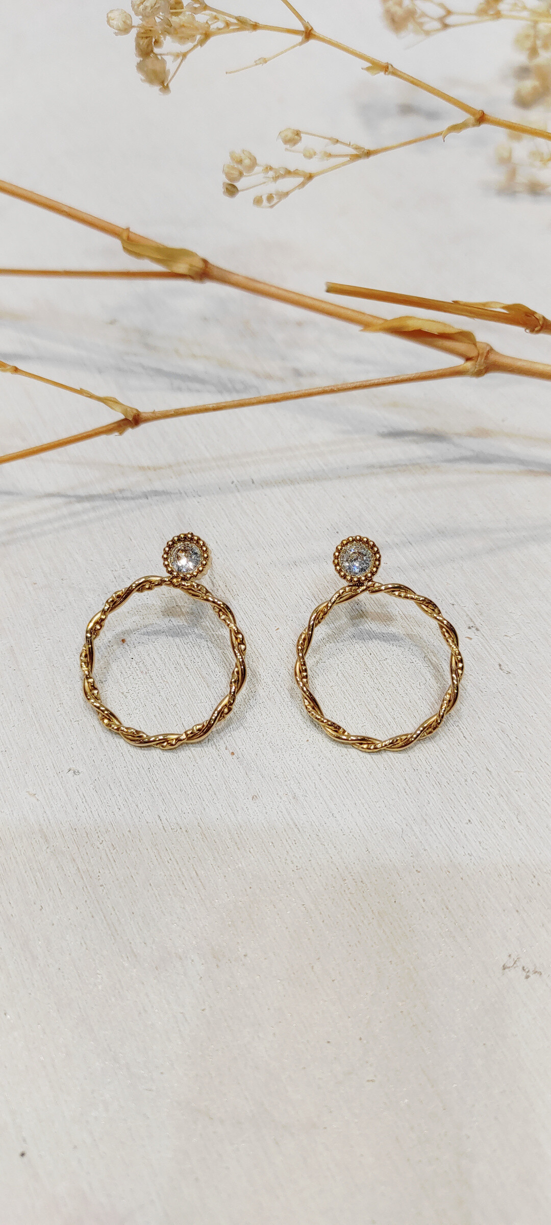 Wholesaler Lolo & Yaya - Twisted earrings with Amania rhinestones in stainless steel